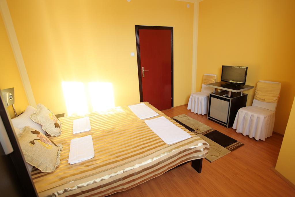 Villa Atina Stara Pazova Exteriér fotografie